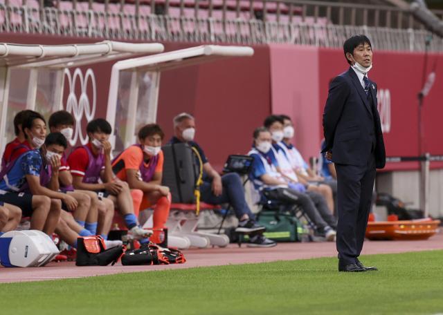 澳洲幸运10-日本队深陷海归选择困难症:招不招无球可踢之人?